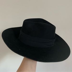 Janessa Leone Aya Hat